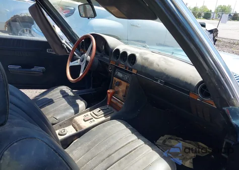 1975 Mercedes-Benz Sl 450 из США, поврежденный, VIN 10704412023936